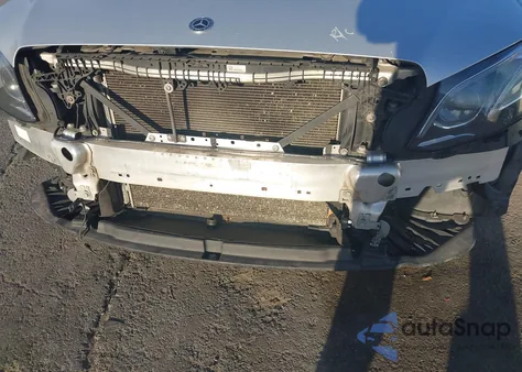 2018 Mercedes-Benz E 300 from USA, damaged, VIN WDDZF4JB3JA312487